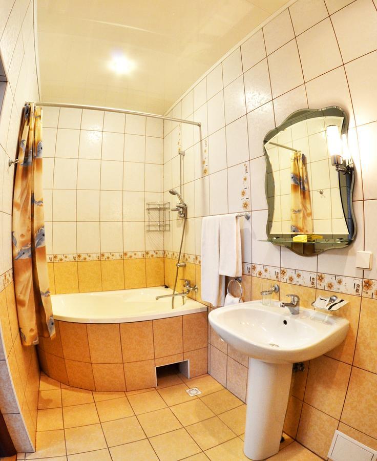 Afina Hotel ニーコポリ エクステリア 写真